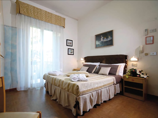 Imagen de la habitación del Hotel La Gioiosa. Foto 8