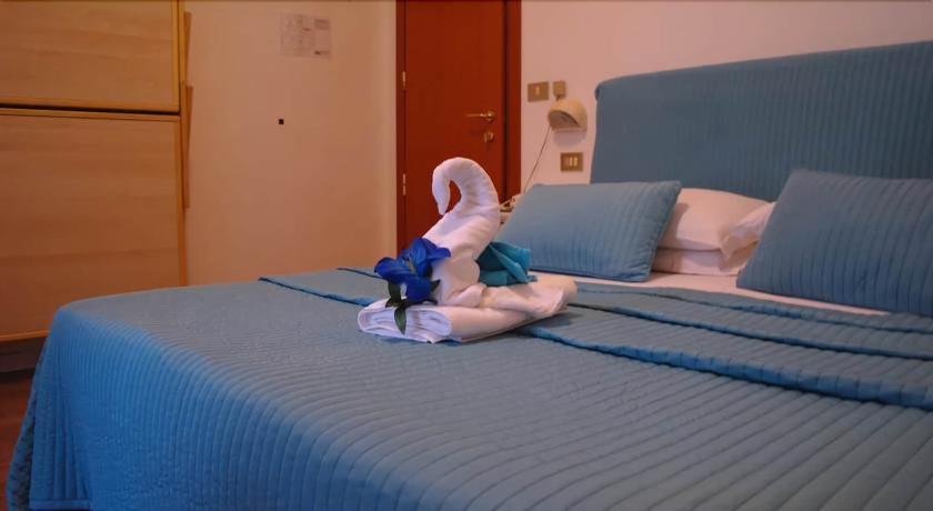 Imagen de la habitación del Hotel La Gioiosa. Foto 14