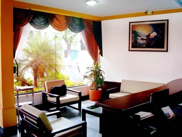 Imagen de los interiores del Hotel La Giralda, Ibarra. Foto 19