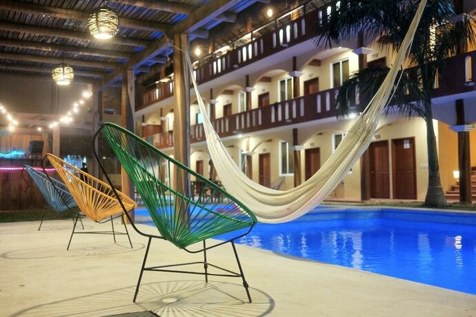 Imagen general del Hotel La Gloria, Puerto Escondido. Foto 10