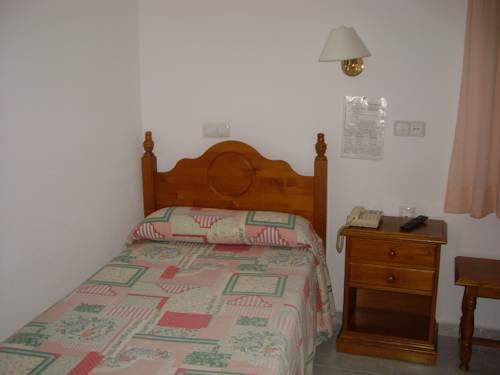 Imagen de la habitación del Hotel La Glorieta, Baños de Montemayor. Foto 2
