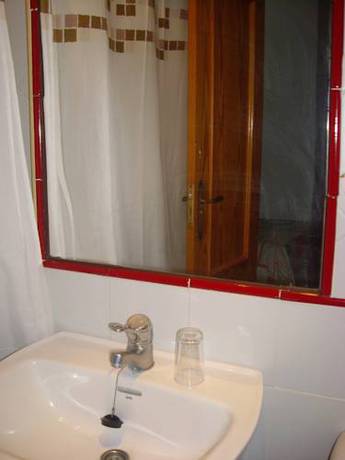 Imagen de la habitación del Hotel La Glorieta, Baños de Montemayor. Foto 4