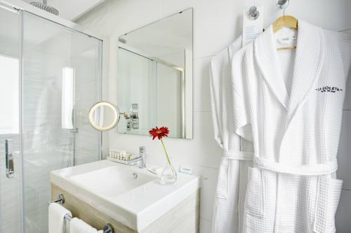 Imagen de la habitación del Hotel La Goleta De Mar - Adults Only. Foto 9