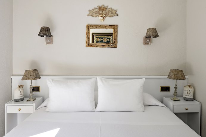 Imagen de la habitación del Hotel La Goleta. Foto 4