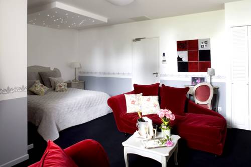 Imagen de la habitación del Hotel La Gourmandine. Foto 10