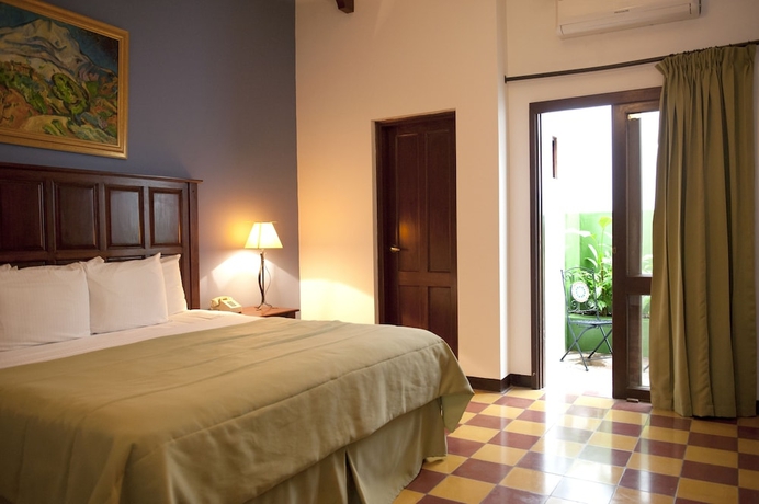 Imagen de la habitación del Hotel La Gran Francia. Foto 12