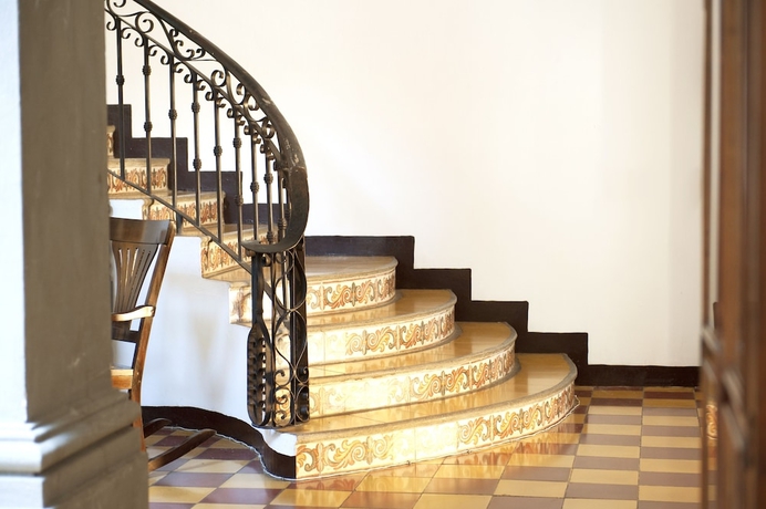 Imagen de los interiores del Hotel La Gran Francia. Foto 15