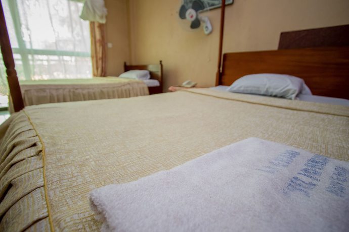 Imagen de la habitación del Hotel La Grand Chez Johnson Muyenga. Foto 2
