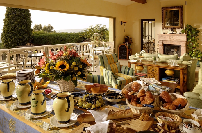 Imagen del bar/restaurante del Hotel La Grande Bastide. Foto 4