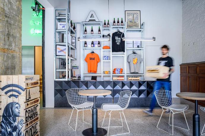 Imagen de los interiores del Hotel La Grande Cloche. Foto 17