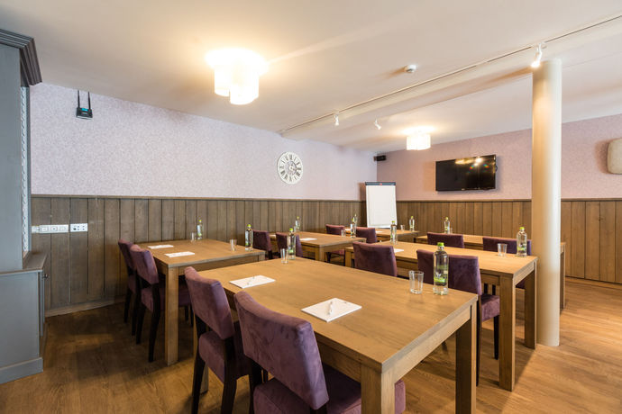 Imagen de los interiores del Hotel - La Grande Cure. Foto 12