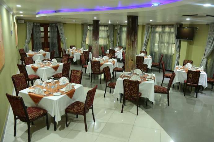 Imagen del bar/restaurante del Hotel La Grande. Foto 2