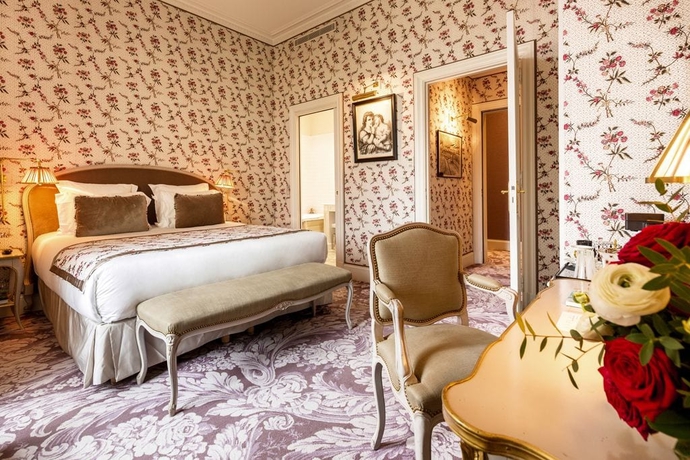 Imagen de la habitación del Hotel La Grande Maison Bernard Magrez. Foto 17