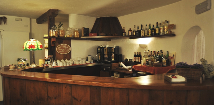 Imagen del bar/restaurante del Hotel La Grange - Animal Chic. Foto 3
