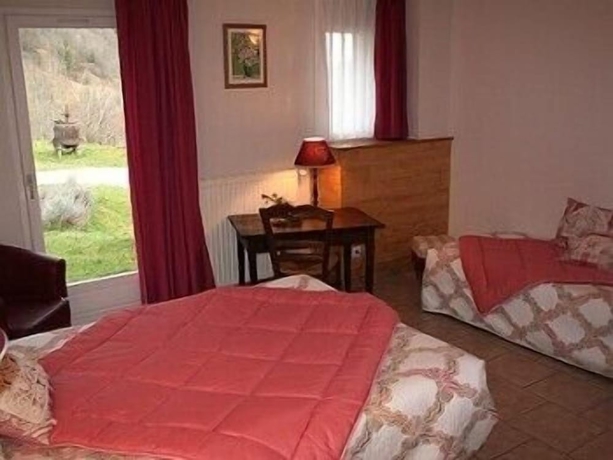 Imagen de la habitación del Hotel La Grange Aux Marmottes. Foto 13