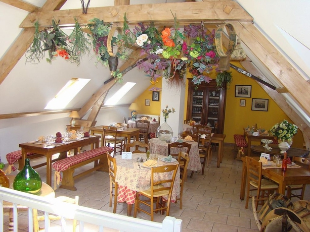 Imagen del bar/restaurante del Hotel La Grange Aux Marmottes. Foto 7