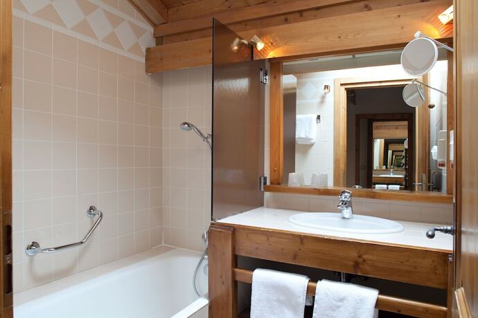 Imagen de la habitación del Hotel La Grange d\'Arly. Foto 17