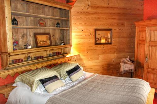 Imagen de la habitación del Hotel La Grange du Couvent. Foto 4