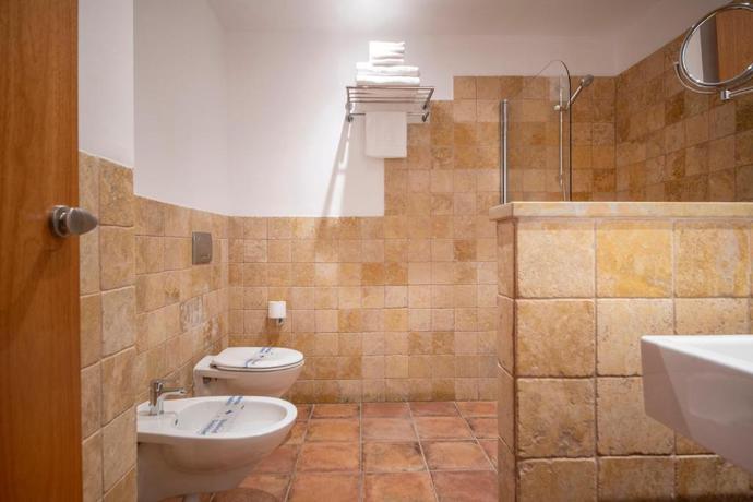 Imagen de la habitación del Hotel La Grava. Foto 7