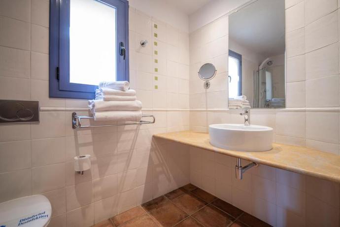 Imagen de la habitación del Hotel La Grava. Foto 11