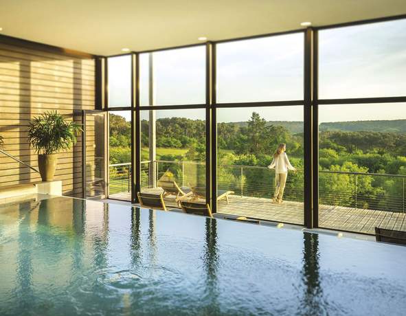 Imagen de la piscina del Hotel La Gr&eacute;e Des Landes - Eco-Hotel Spa Yves Rocher. Foto 8