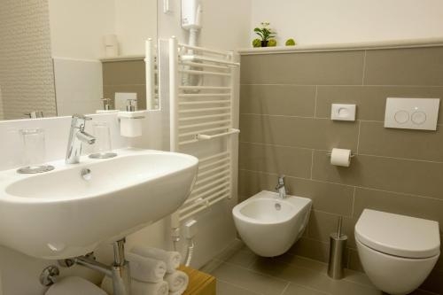 Imagen de la habitación del Hotel La Grisa. Foto 10