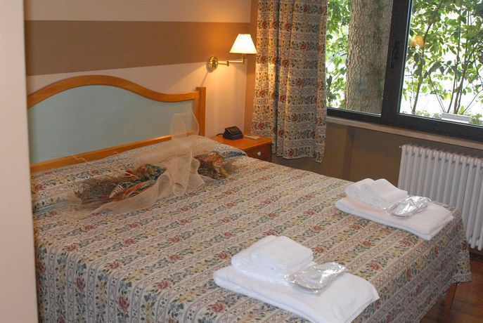 Imagen general del Hotel La Grotta, Castiglione delle Stiviere. Foto 3