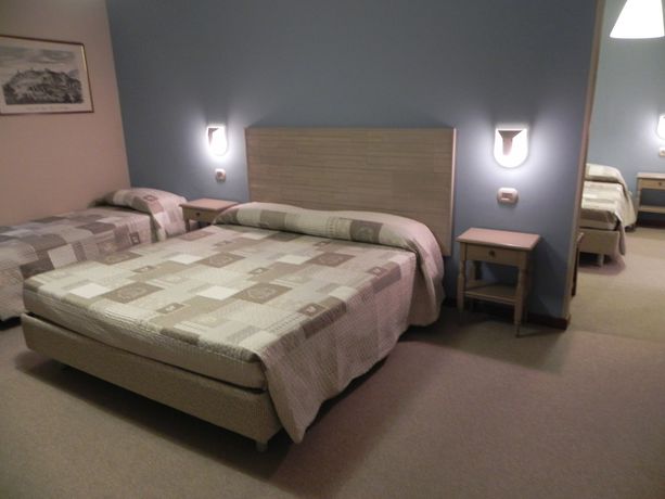 Imagen de la habitación del Hotel La Grotta, San Marino. Foto 9