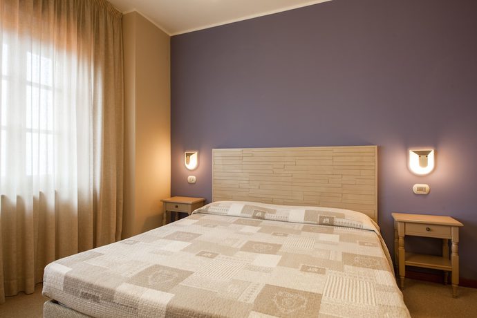 Imagen de la habitación del Hotel La Grotta, San Marino. Foto 15
