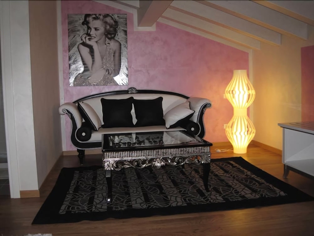 Imagen de la habitación del Hotel La Grotta, Verona. Foto 10