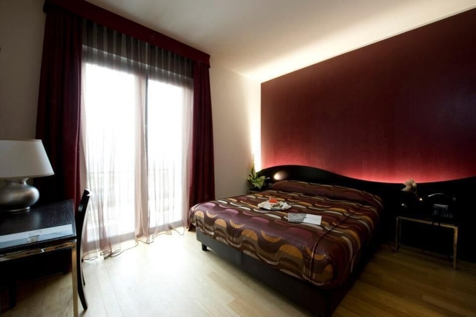Imagen de la habitación del Hotel La Grotta, Verona. Foto 12