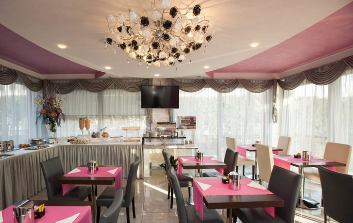 Imagen del bar/restaurante del Hotel La Grotta, Verona. Foto 3