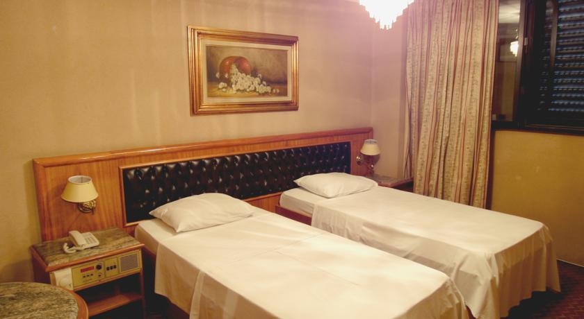 Imagen general del Hotel La Guardia Hotel. Foto 4