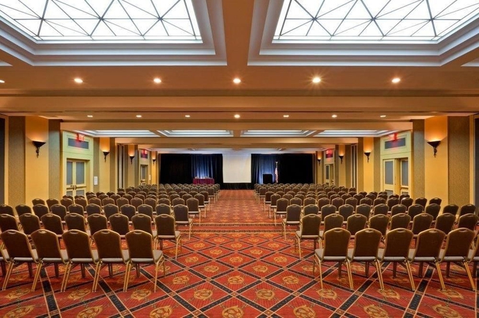 Imagen de los interiores del Hotel La Guardia Plaza Hotel. Foto 13