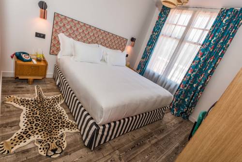 Imagen de la habitación del Hotel La Guitoune. Foto 9