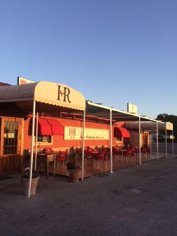 Imagen de los exteriores del Hotel La Hacienda Del Casar. Foto 7