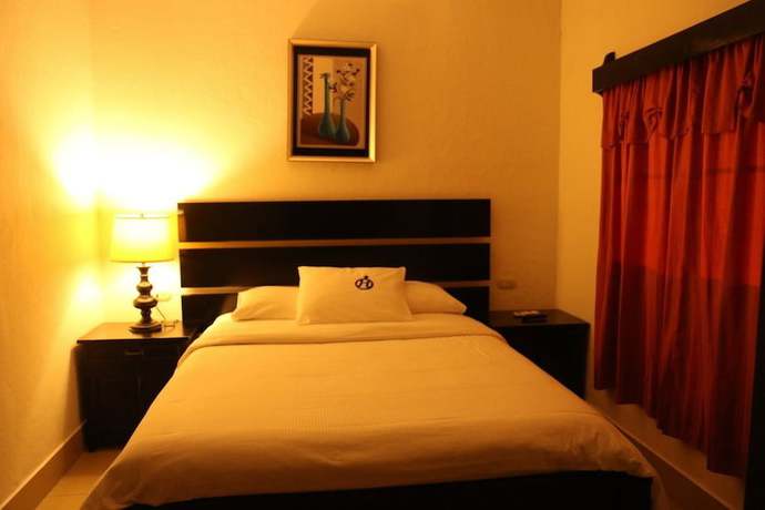 Imagen de la habitación del Hotel La Hacienda. Foto 11