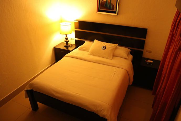 Imagen de la habitación del Hotel La Hacienda. Foto 14