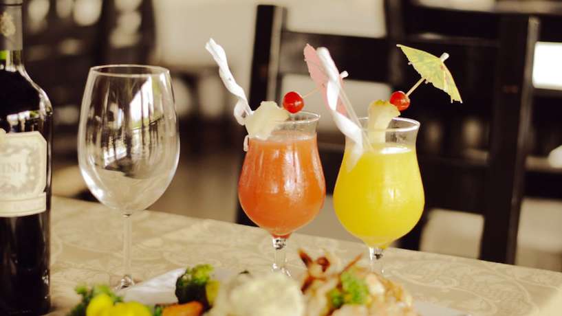 Imagen del bar/restaurante del Hotel La Hacienda. Foto 9