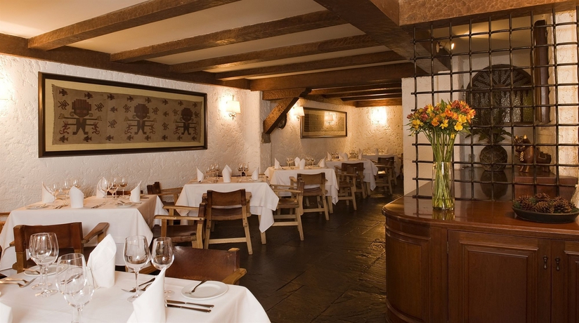 Imagen del bar/restaurante del Hotel La Hacienda Miraflores. Foto 4