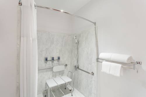 Imagen de la habitación del Hotel La Hacienda San Jose Silicon Valley. Foto 10