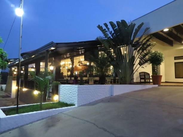 Imagen general del Hotel La Hacienda, Santa Rita. Foto 1