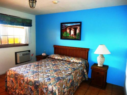 Imagen de la habitación del Hotel La Hacienda de la Langosta Roja. Foto 20