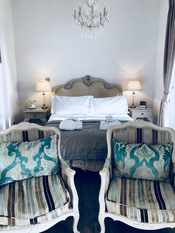 Imagen de la habitación del Hotel La Haule Manor. Foto 10