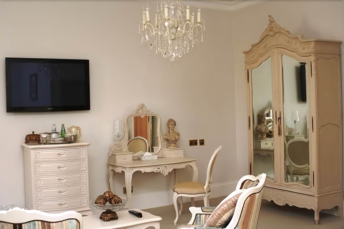 Imagen de la habitación del Hotel La Haule Manor. Foto 11