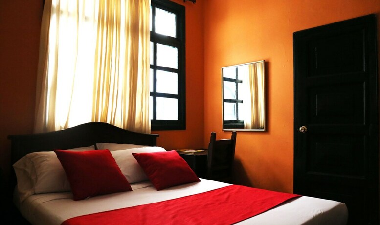 Imagen de la habitación del Hotel La Herreria Colonial. Foto 13
