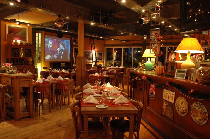 Imagen del bar/restaurante del Hotel La Hoster&iacute;a Caril&oacute; Spa. Foto 6