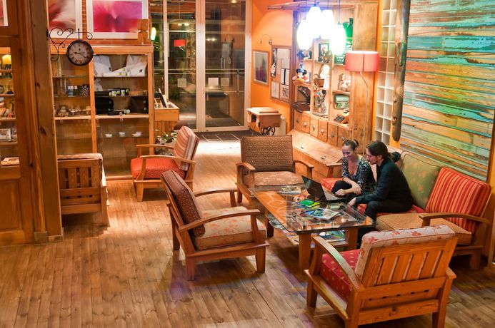 Imagen de los interiores del Hotel La Hoster&iacute;a Caril&oacute; Spa. Foto 19