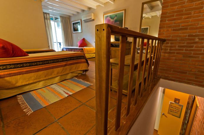 Imagen de la habitación del Hotel La Hoster&iacute;a Caril&oacute; Spa. Foto 12