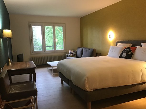 Imagen de la habitación del Hotel La Huchette. Foto 14